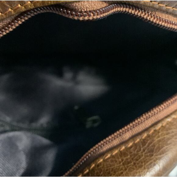 New Without Tags Leather Cowhide Round Circular Brown Cowhide Crossbody Bag - Picture 4 of 4